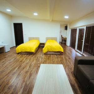  Standard Quadruple Room with Balcony 