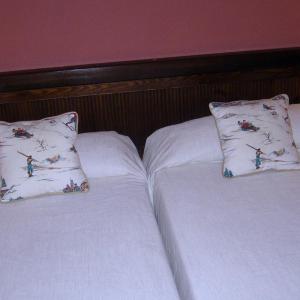 Standard Double Room (2 Adults + 1 Child)