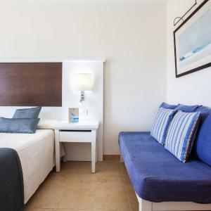 Twin Room with Extra Bed (2 Adults + 1 Child)