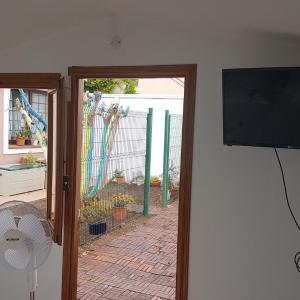 Cottage with Shared Bathroom