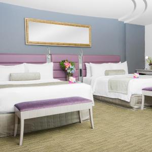 Premium King Room