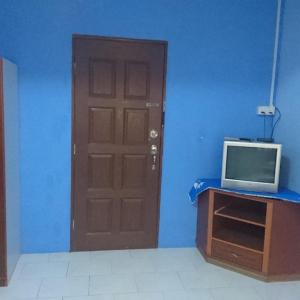 Deluxe Double Room (2 Adults + 1 Child)