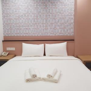 Studio with Spa Bath