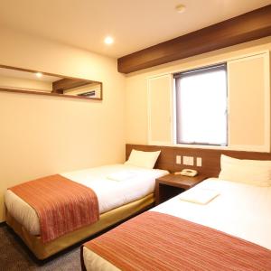 Twin Room - Non-Smoking