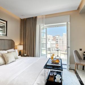 Deluxe Suite with Balcony