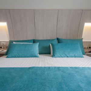 Deluxe Double Room - Attic with Talaso