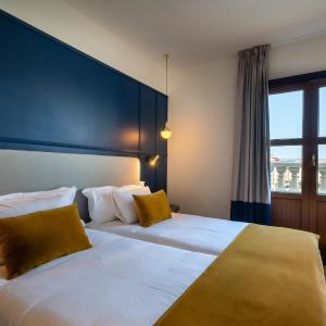 Double or Twin Room with View