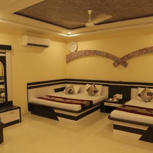 Deluxe Quadruple Room