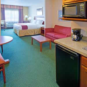 King Suite with Sofa Bed