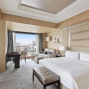 Executive Suite King