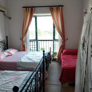Deluxe Twin Room with Bath