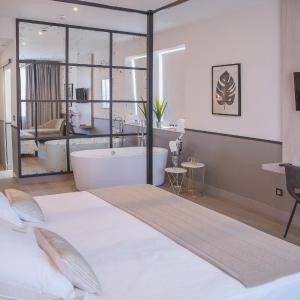 Junior Suite with Mountain View