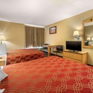 Queen Room with Two Queen Beds