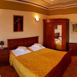 Two-Bedroom Suite