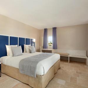 Suite with Terrace and Sea View