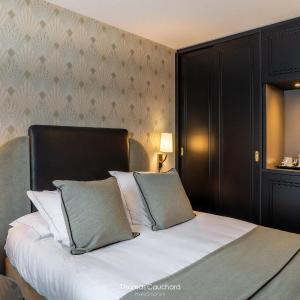 Comfort Queen Room