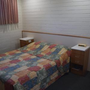 Standard Queen Room - Upstairs