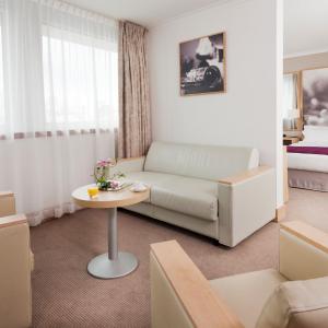 Suite with One Double Bed and Sofa Bed