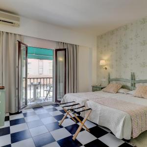 Twin or Double Room with Balcony
