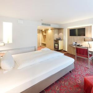 Superior Room with Queensize-Bed