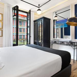 Double or Twin Room with Balcony