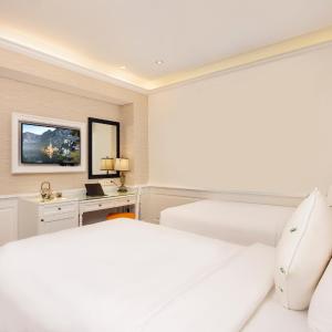 Indochine Serenity Room - Twin - Massage Included