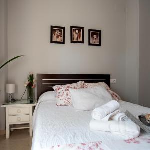 Single Room with Private Bathroom