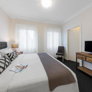 One-Bedroom Townhouse