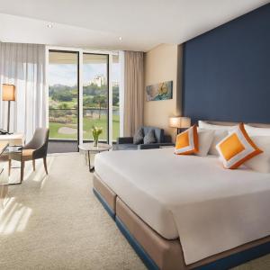 Golf View Room - King Bed with Splash Park & Beach Access