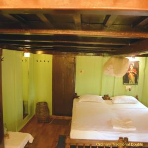 Triple Room with Balcony