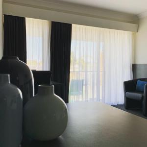 Queen Room with Balcony and Ocean View - Upper Level