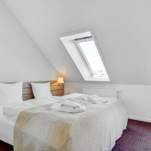 Suite with Kitchen