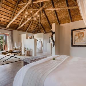 Luxury King Suite