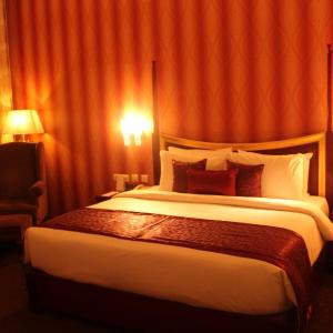 King Suite (Non Smoking)