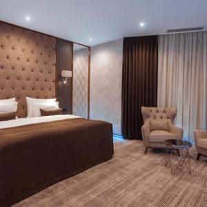 Junior Suite with City View