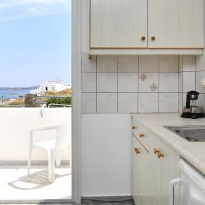 Studio with Side Sea View (2 Adults)