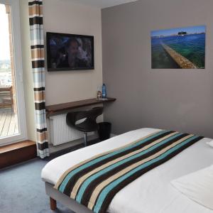 Double Room with Terrace and Sea View  