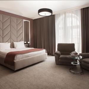 King Room with King Bed and Balcony - Non-Smoking