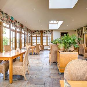Junior Double or Twin Suite