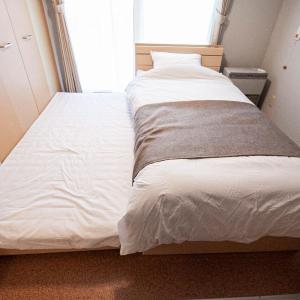 Family Room with Bathroom Room 303
