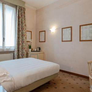 Compact Room