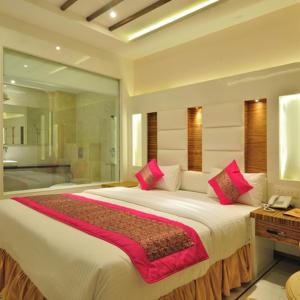 Executive Room Free Wi-Fi and 1 Complimentary Snack Basket