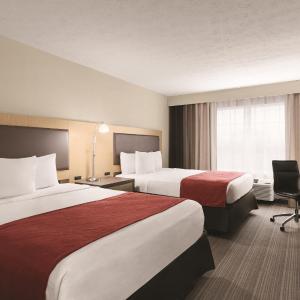 Queen Room with Two Queen Beds - Non-Smoking