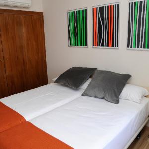 Economy Three-Bedroom Apartment