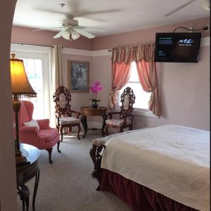 Deluxe Suite with Sea View
