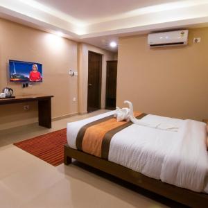 Deluxe Queen Room