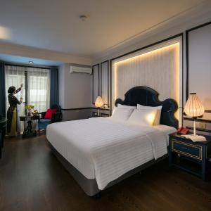Premium Suite With Window