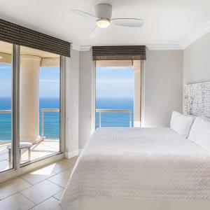 Three-Bedroom Apartment - Gulf Front