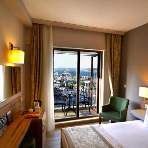 Double Room with Sea View