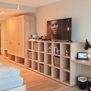 Deluxe Junior Suite with Balcony - Sunny side